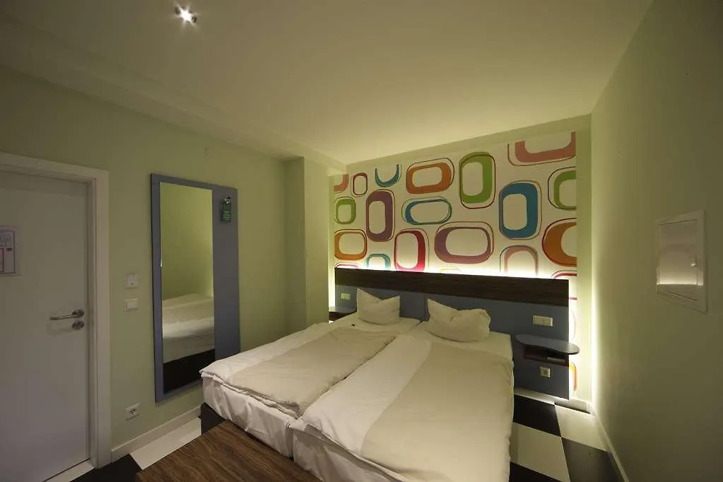 Cityhotel Thueringer Hof New Classic 하노버 3*,  독일